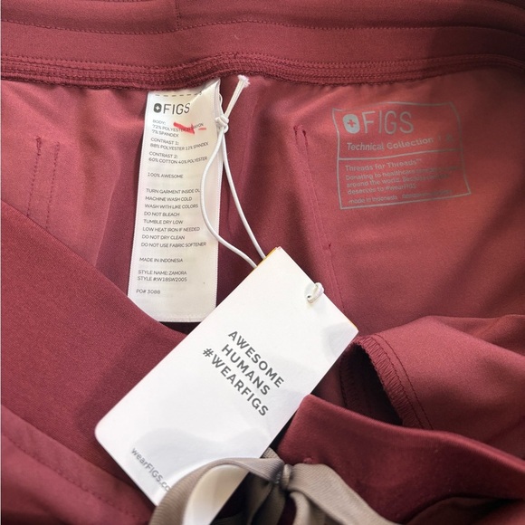Figs Zamora 2.0 Jogger Scrub Bottoms Size XL Dark Cherry Red New with Flaws* - Picture 3 of 11